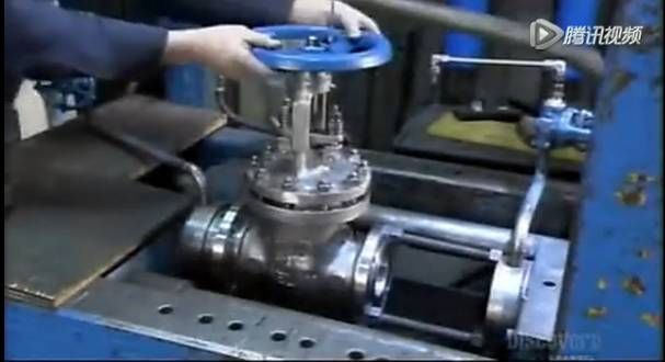 比人还大的大型阀门是怎么制造出来的?- 比人还大的大型阀门是怎么制造出来的?-