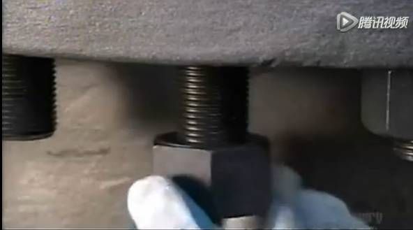 比人还大的大型阀门是怎么制造出来的?- 比人还大的大型阀门是怎么制造出来的?-