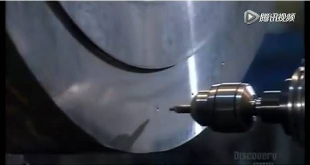 比人还大的大型阀门是怎么制造出来的?- 比人还大的大型阀门是怎么制造出来的?-