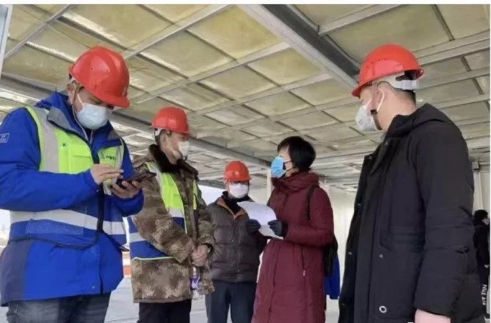 雷神山医院给排水总工程师洪瑛:不能出错,一次就要到位- 雷神山医院给排水总工程师洪瑛:不能出错,一次就要到位-