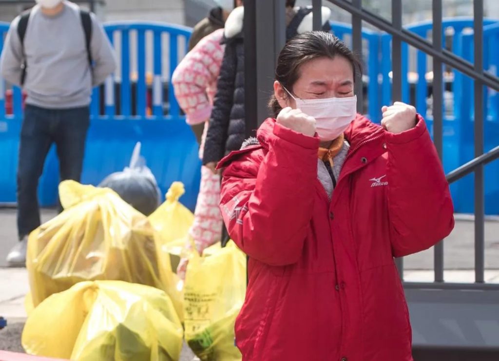 休仓大吉!武汉14家方舱医院全部休舱,一切在往好的方向发展!- 休仓大吉!武汉14家方舱医院全部休舱,一切在往好的方向发展!-